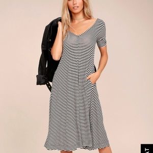 Black and white stripped midi dress